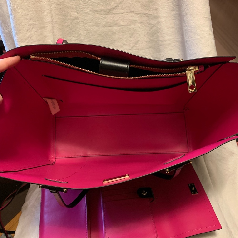 Kate Spade Tote with Matching Clutch/Wallet - Picture 4 of 8